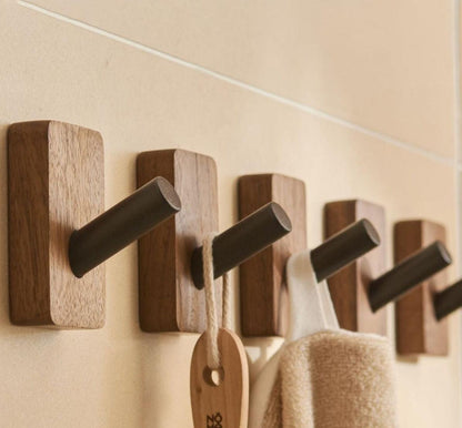 Autocroch - Ganci in Legno Autoadesivi