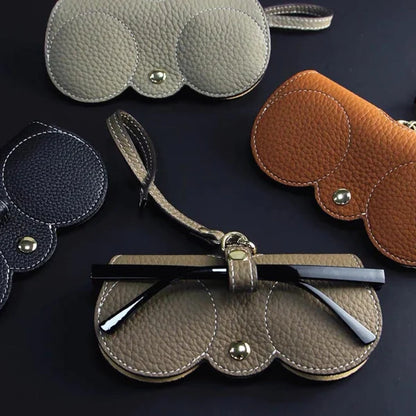 Elegante custodia per occhiali in pelle per donne – Borsa compatta per occhiali da sole con cinturino e protezione