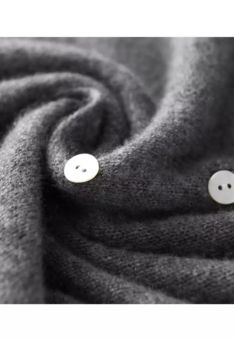 Juliette - Gilet Asimmetrico Elegante e Morbido in Cachemire Primaverile con Bottoni