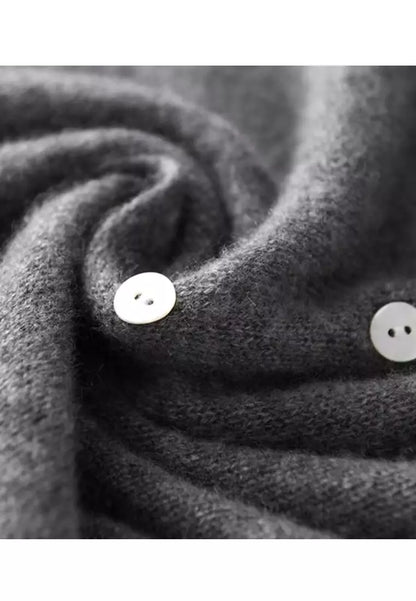 Juliette - Gilet Asimmetrico Elegante e Morbido in Cachemire Primaverile con Bottoni